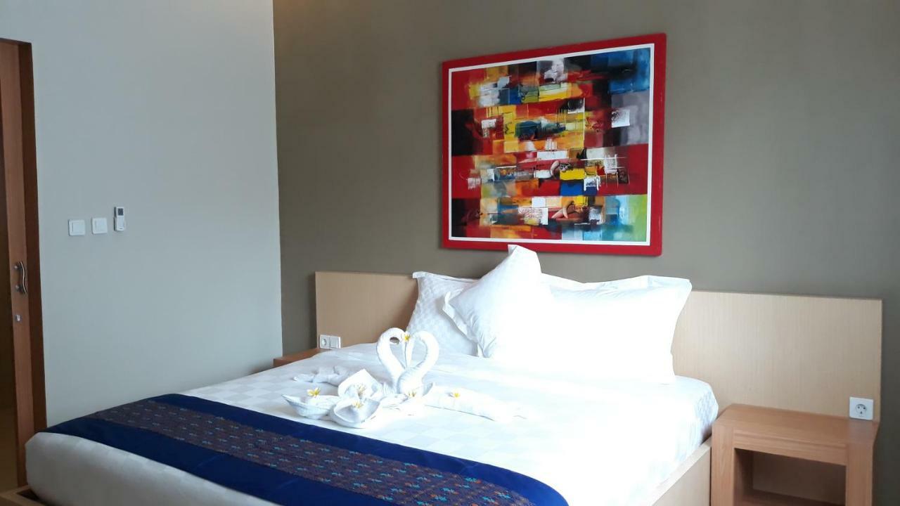 Asiana Lovina Hotel Bagian luar foto